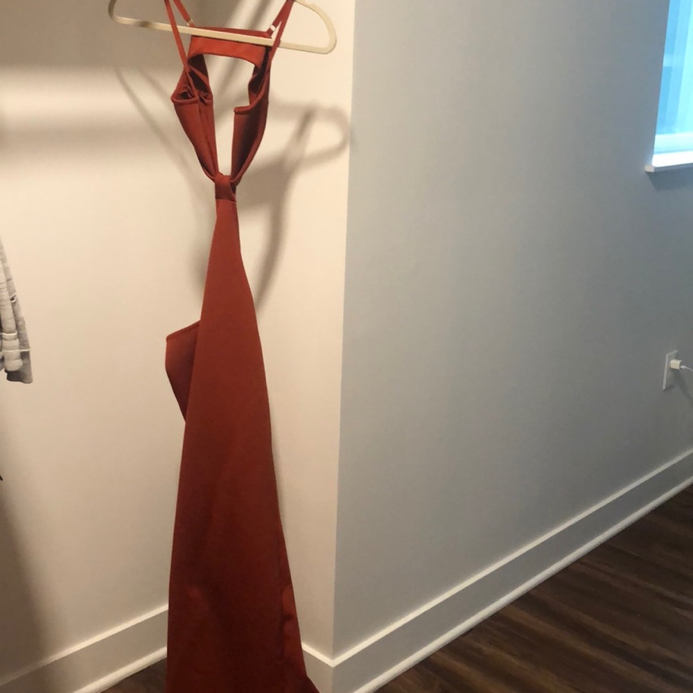 Beautiful summer dress backless with cut out detail